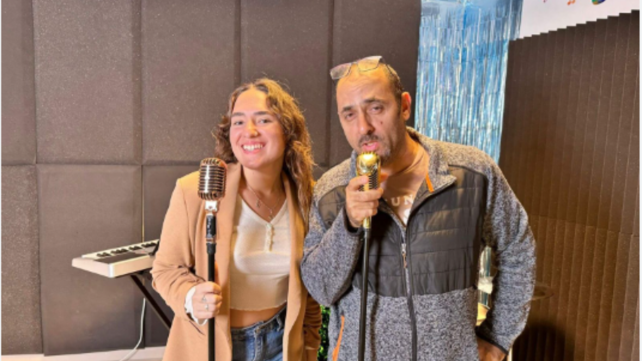 Read more about the article קליפ אישי עם שיר בהפתעה – מתנה שנוגעת באמת בלב